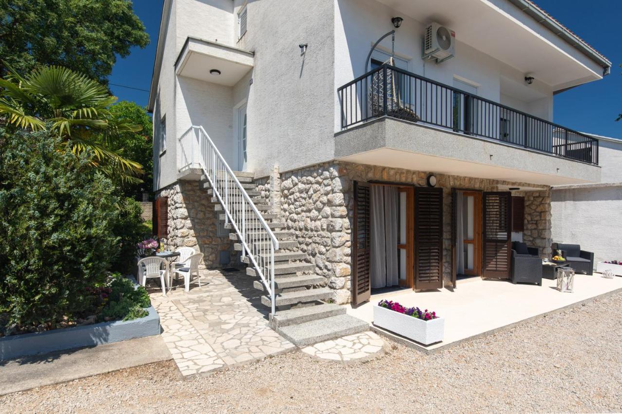 Apartment Lora Crikvenica Exterior foto